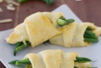 Gouda and Green Bean Crescent Rolls