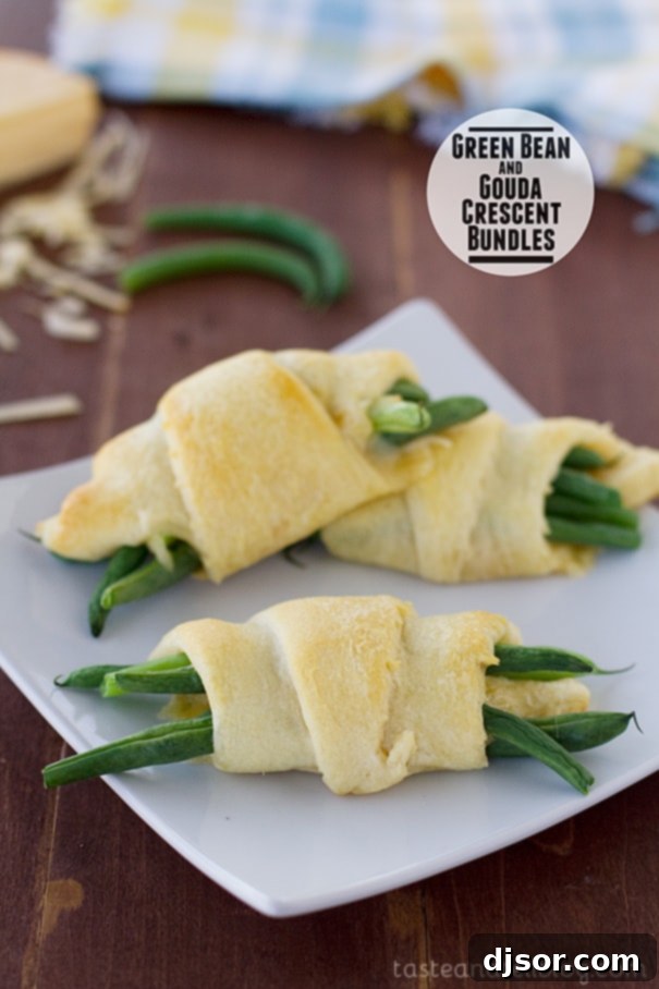 Gouda and Green Bean Crescent Rolls 1 featured 11195