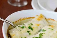 Hearty Chicken and Mushroom Manicotti Bake