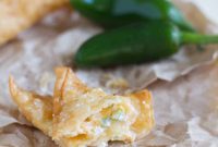 Spicy Cream Cheese Wonton Bites