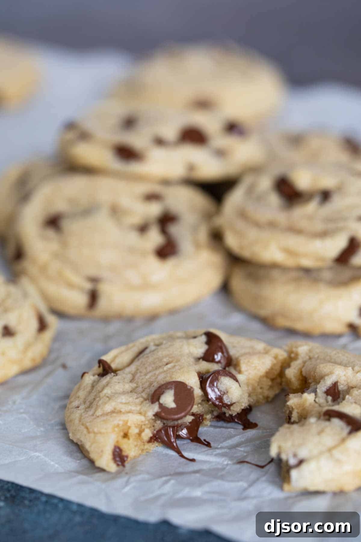 Legendary Toll House Chocolate Chip Cookies 1 featured 161