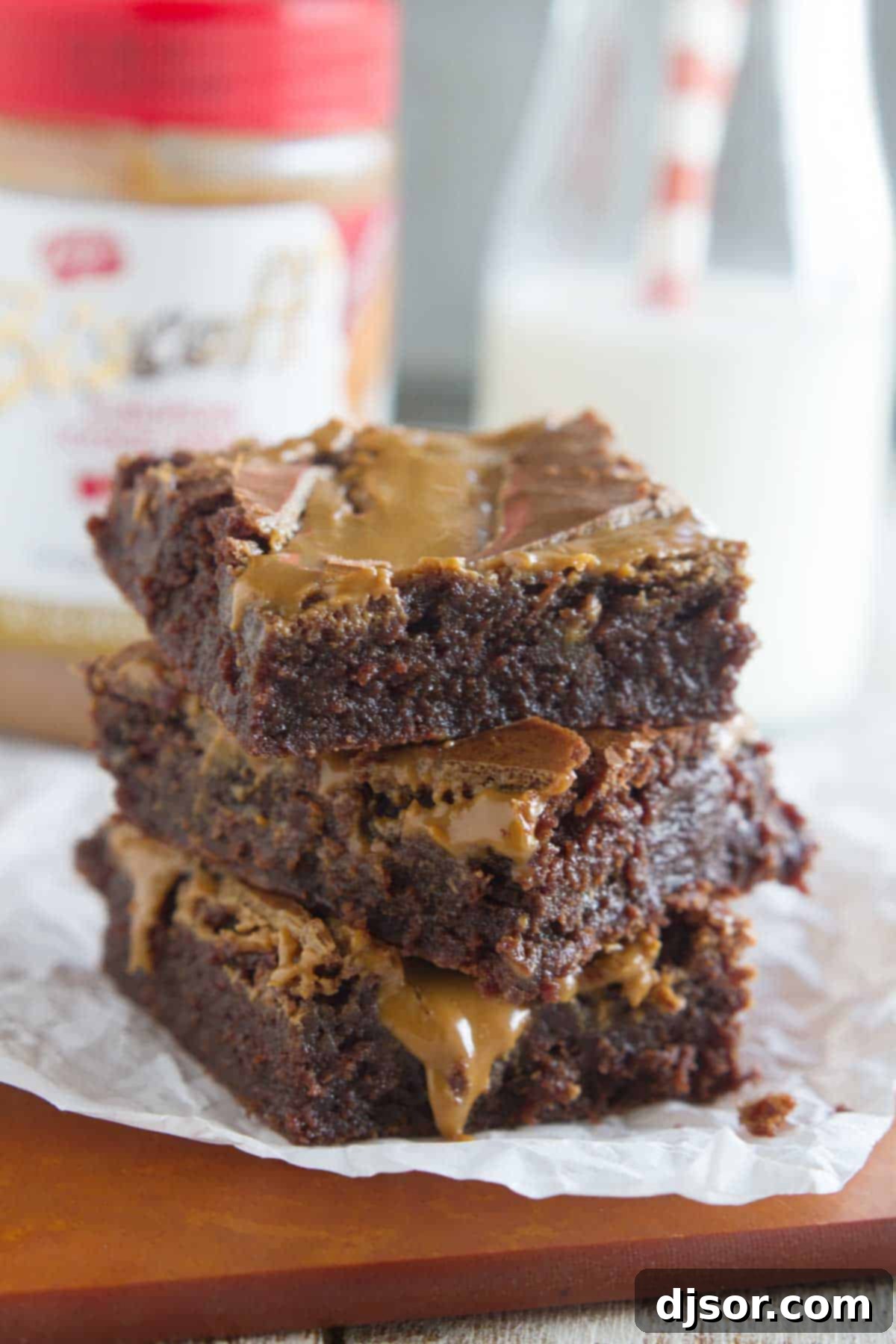 Lotus Biscoff Brownie Delight 1 featured 18079