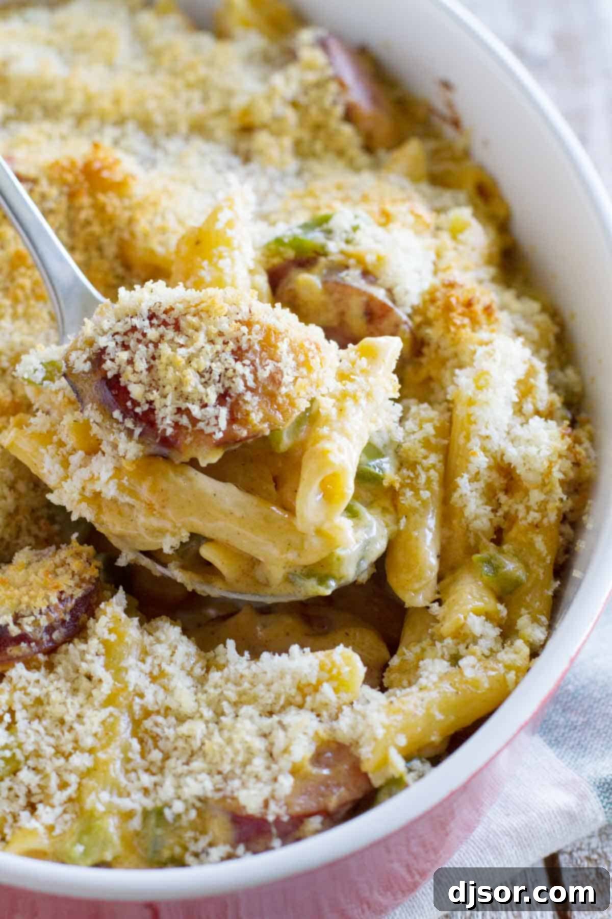 Bayou Cheesy Pasta Bake 1 featured 20435