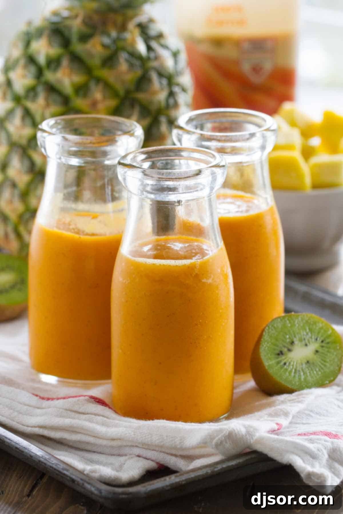 Golden Tropics Carrot Sip 1 featured 20578