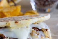 Sizzling Chorizo-Chicken Melt