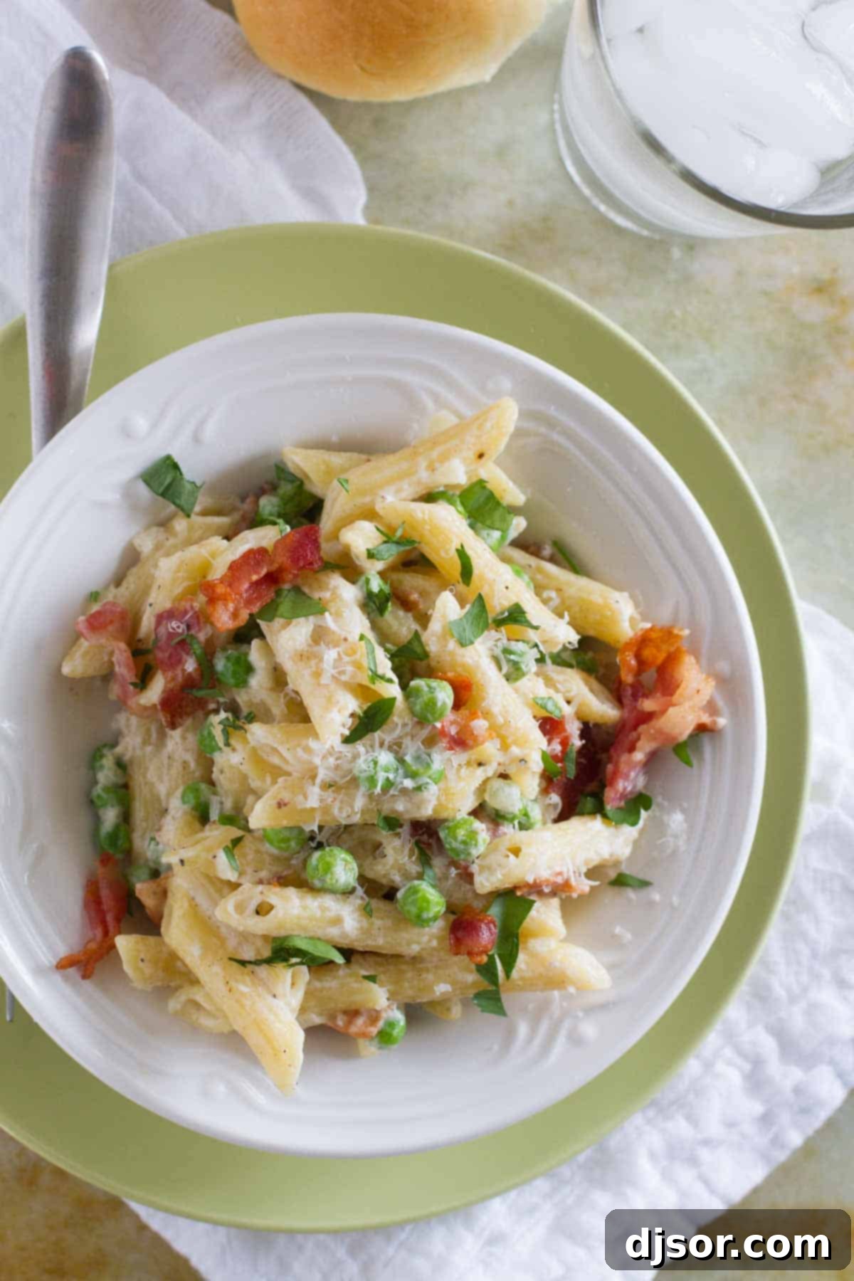 Smoky Bacon Sweet Pea Skillet Pasta 1 featured 23666