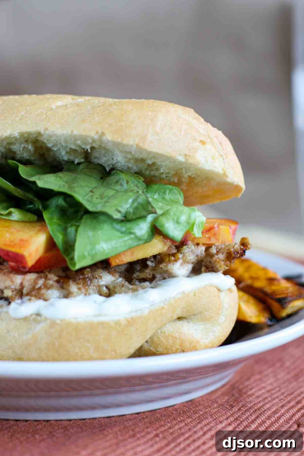 Golden Georgia Peach Chicken Sandwich 1 featured 2432