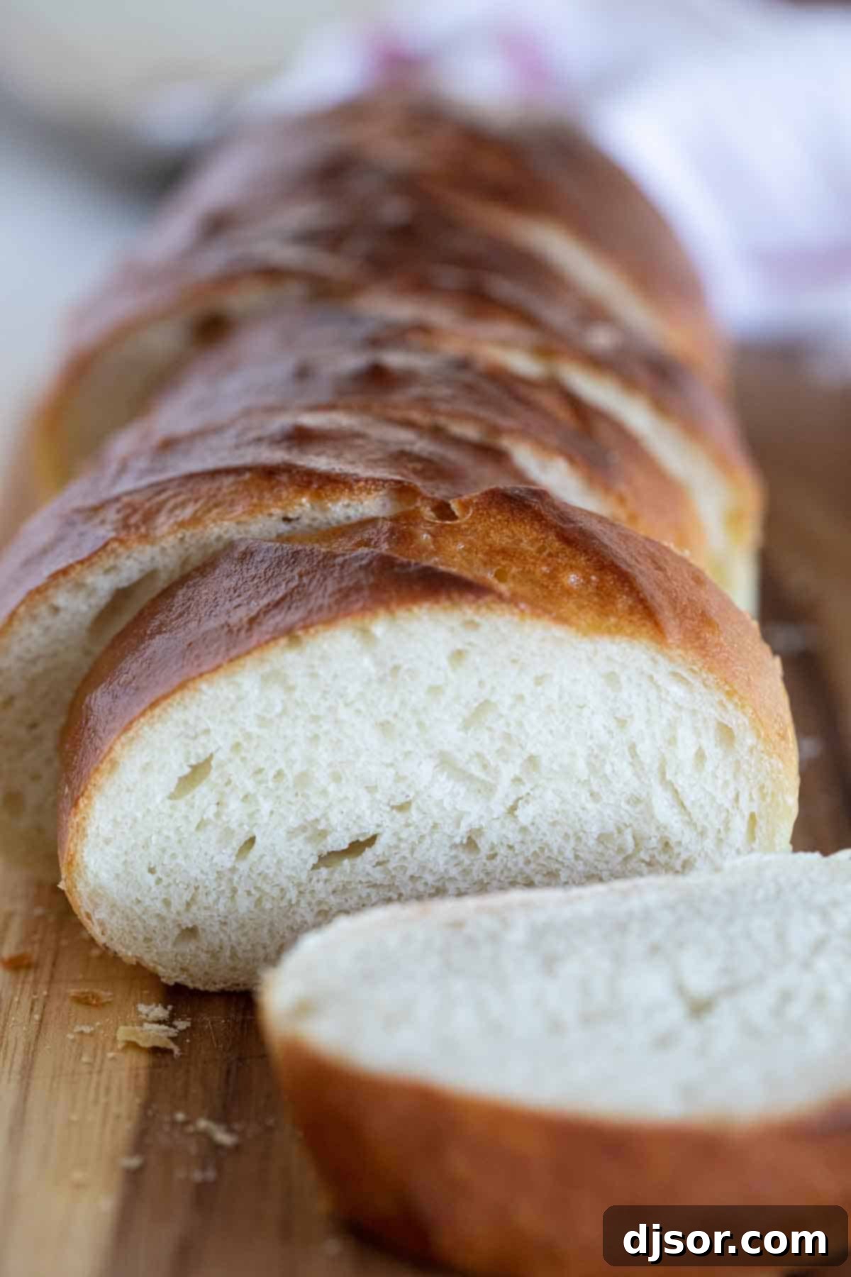 Crusty Homemade French Bread 1 featured 33979