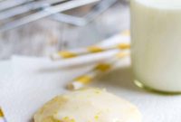 Lemon Ricotta Cloud Cookies
