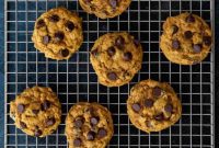 Spiced Pumpkin Oatmeal Chocolate Chip Cookies