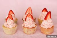 Strawberry Dreams in a Cup