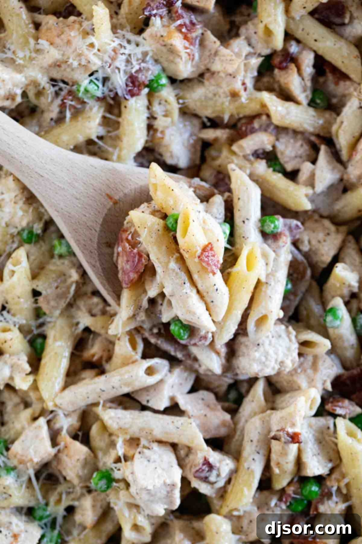 Ultimate Chicken Bacon Pasta 1 featured 528