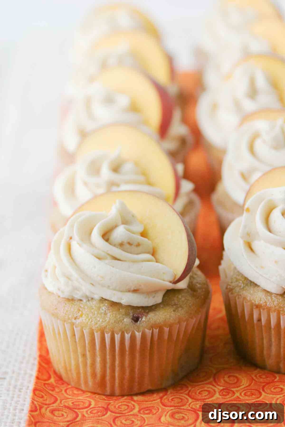 Summer Peach Cupcakes 1 featured 5716
