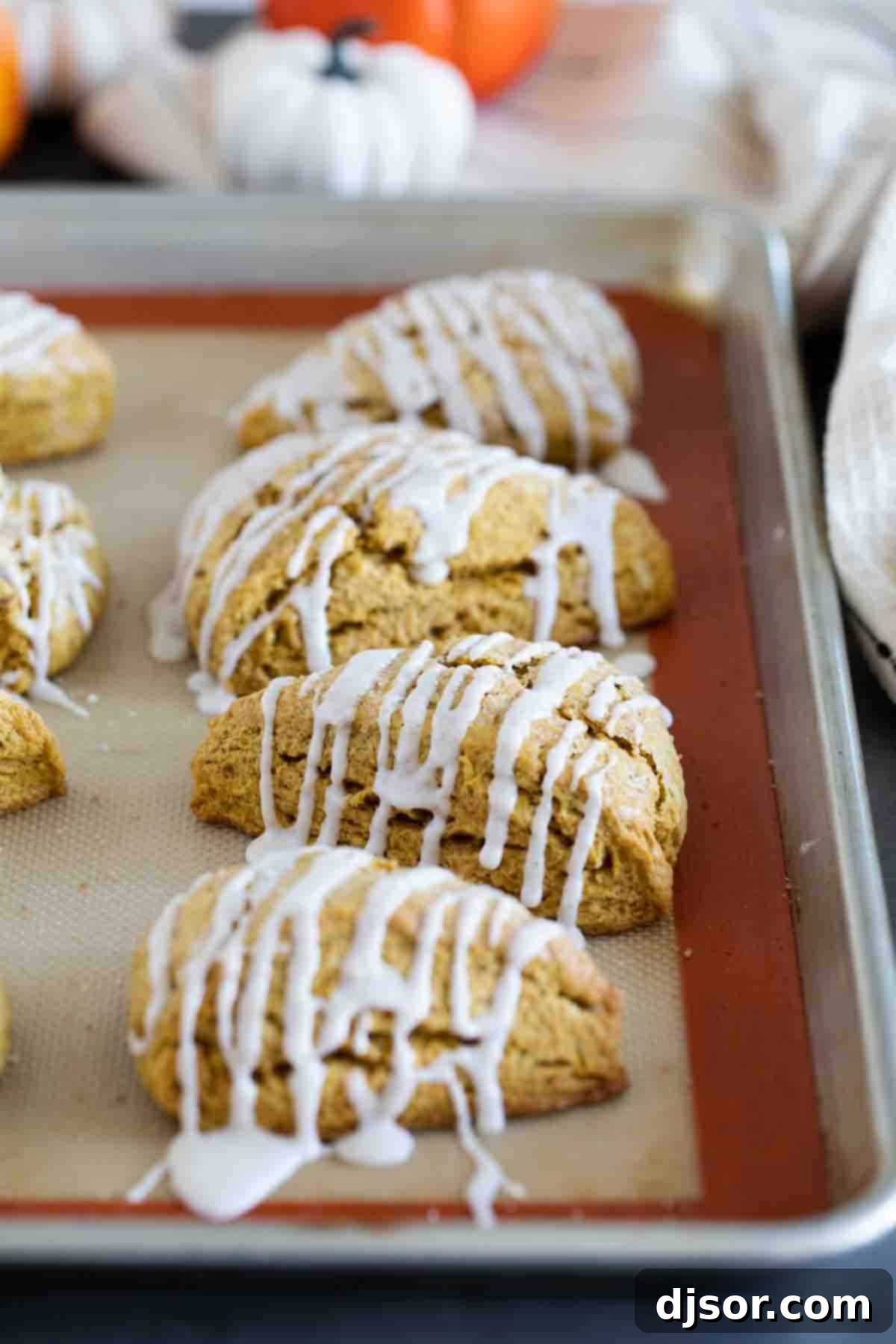 Harvest Pumpkin Scones 1 featured 61775