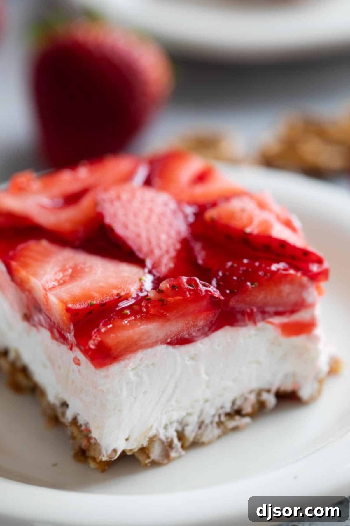 Strawberry Pretzel Perfection 1 featured 63607 1