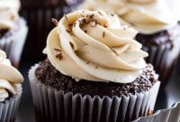 Light and Fluffy Cream Cheese Frosting