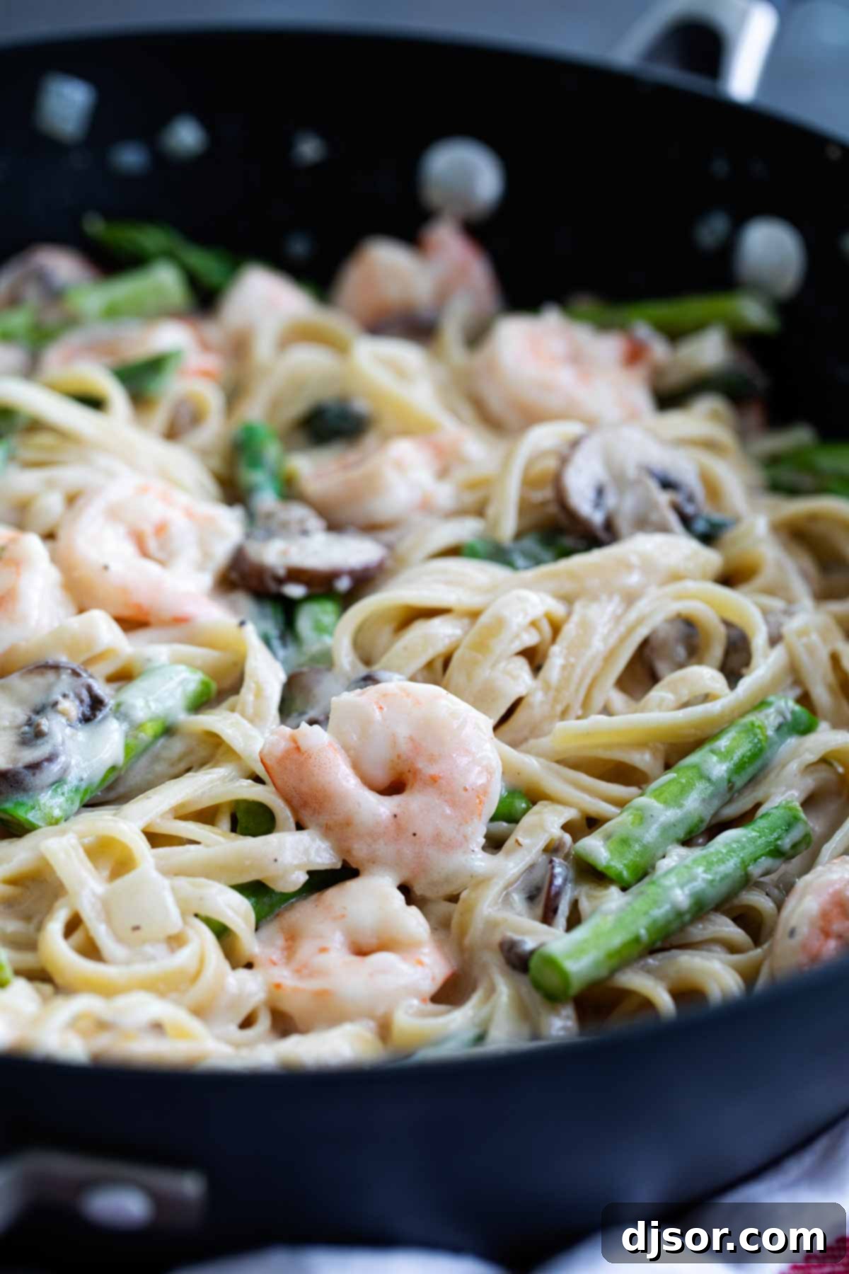 Decadent Shrimp Alfredo 1 featured 87