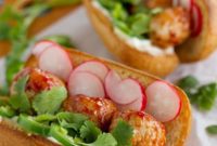 Rachael Ray’s Friday Flavor Fest: Smoky Pork BBQ Sandwiches