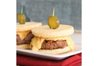 Mouthwatering Pimiento Cheese Sliders