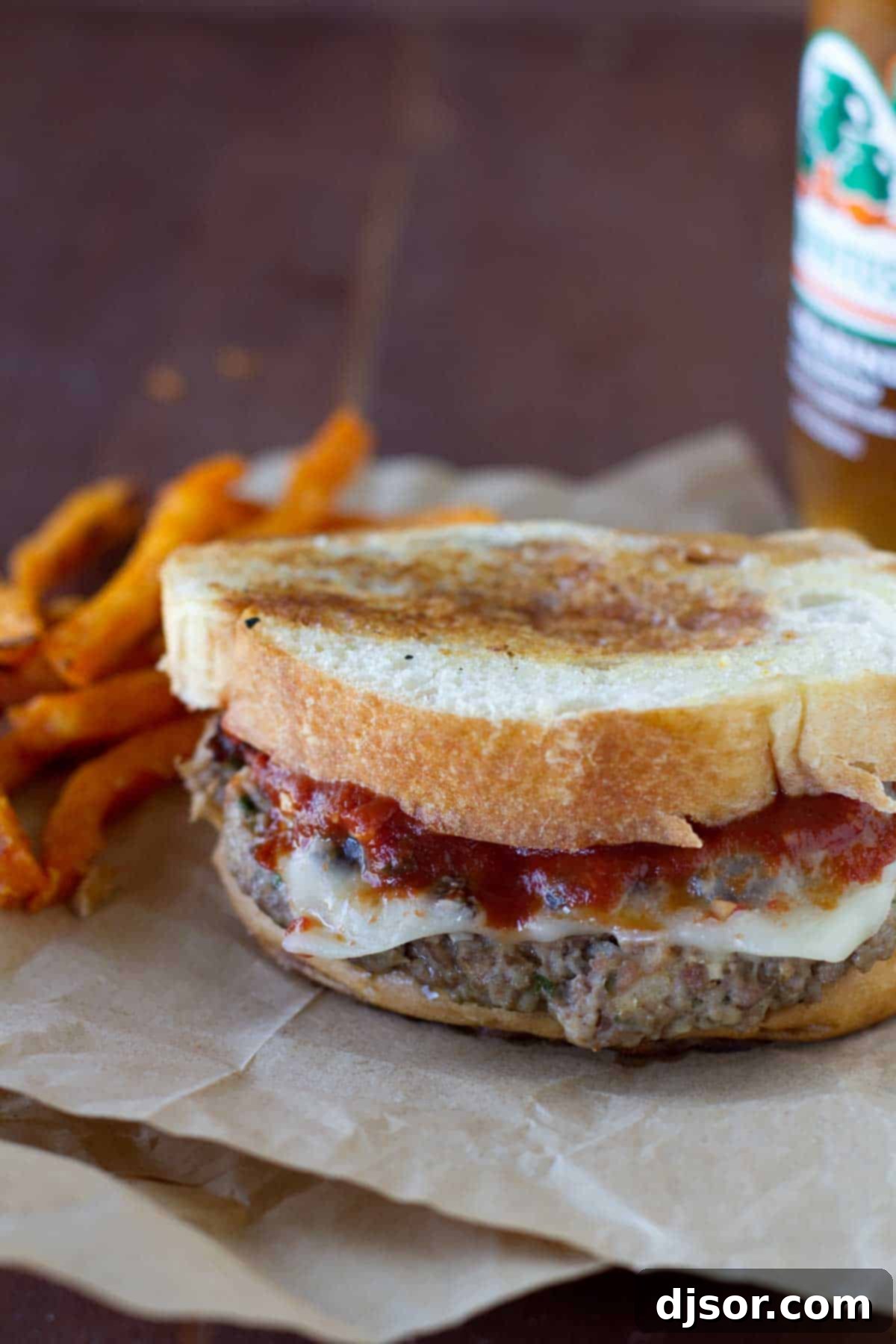 Italian Burger topped with cheese and a balsamic marinara ketchup, served on garlic buttered bread.