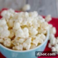 Eggnog Popcorn in a blue bowl