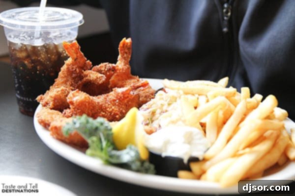 Where to eat in Seattle Washington - Lowell's Restaurant in Pike Place Market with a vibrant atmosphere