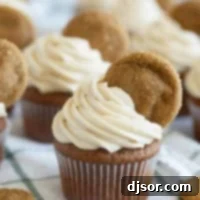 Warm Spiced Gingerbread Treats 8 Gingerbread Cupcakes topped with brown sugar cream cheese icing and a ginger cookie.