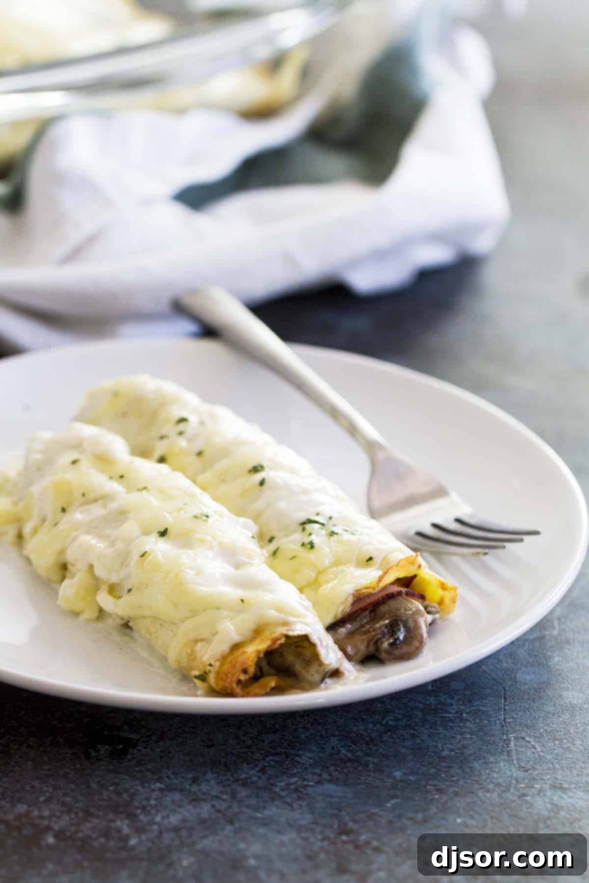 How to Make Savory Crepes with Ham and Mushrooms