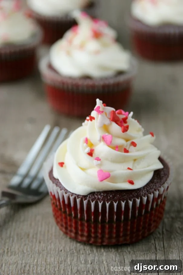 Naturally Red Velvet Cupcakes with White Chocolate Frosting 2 Natural Red Velvet Cupcakes with White Chocolate Frosting on Taste and Tell
